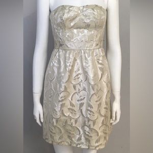 American Eagle Women Size 8 Silver Gold Strapless‎